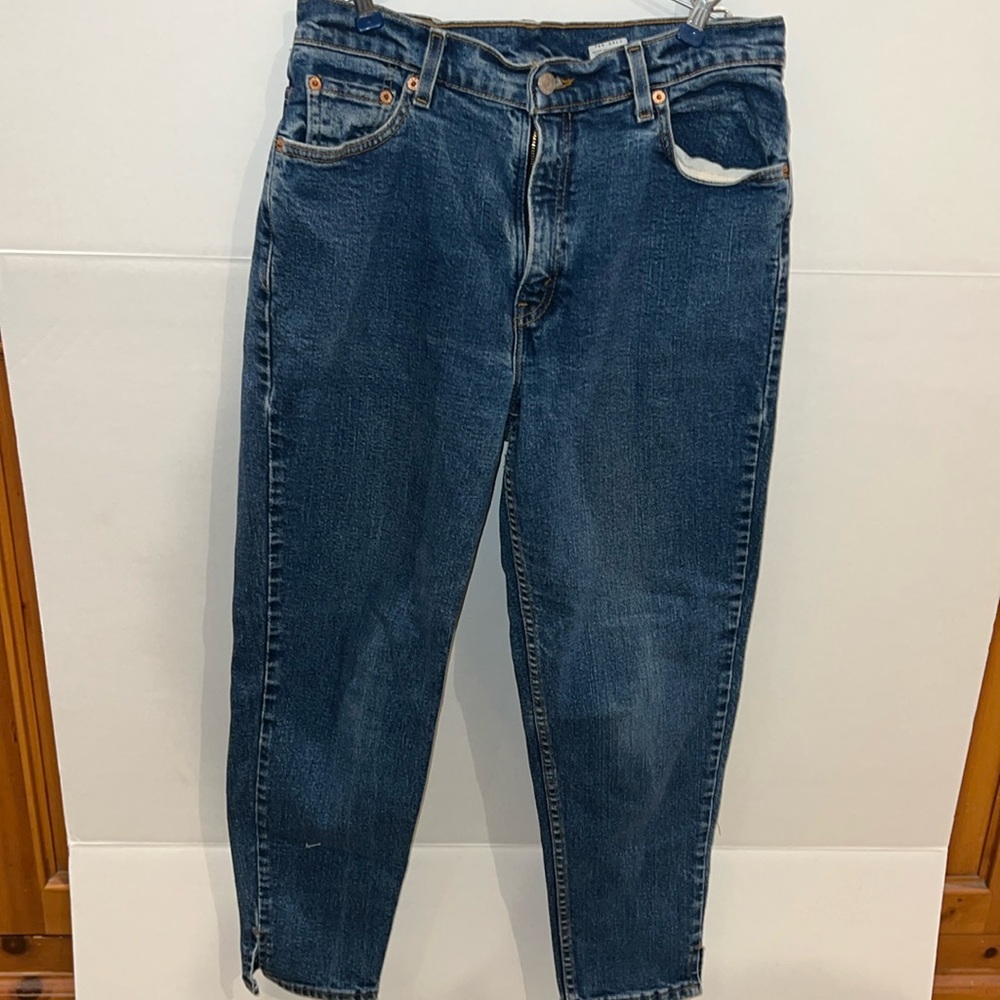 Women’s Levi Jeans